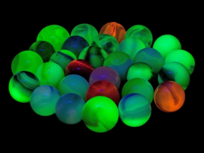 Assorted Fluorescent Marbles (longwave UV)